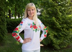 Нас єднає вишиванка