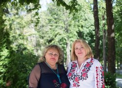 Нас єднає вишиванка
