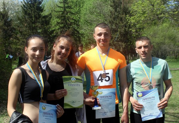 Змагання з легкоатлетичного кросу в рамках Всеукраїнських спортивних ігор