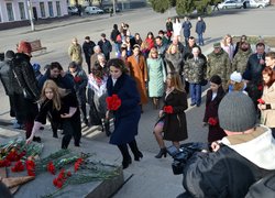 Ми пам’ятаємо подвиг Героїв минулих поколінь
