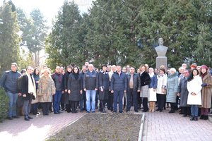 Ми пам’ятаємо подвиг Героїв минулих поколінь
