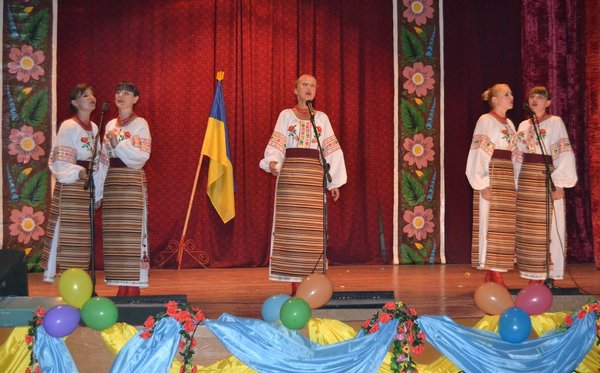 9 листопада - Всеукраїнський день працівників культури і аматорів народного мистецтва