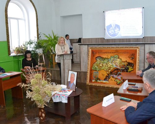 «Жив і працював для Університету»
