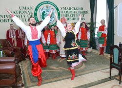 Проводжаємо рік старий, закликаємо новий
