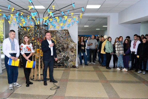 Ярмарок благодійності на шляху до Перемоги