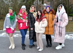 Українська хустка – оберіг на всі часи