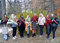 Українська хустка – оберіг на всі часи