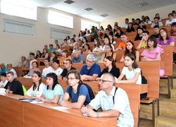 Першокурсники знайомляться з організацією освітнього процесу в Уманському національному університеті садівництва
