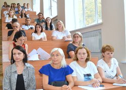 Першокурсники знайомляться з організацією освітнього процесу в Уманському національному університеті садівництва