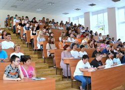 Першокурсники знайомляться з організацією освітнього процесу в Уманському національному університеті садівництва