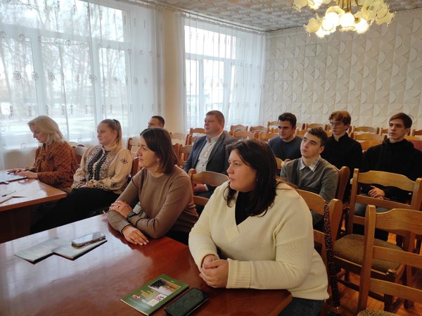 Відзначення досягнень та нові ініціативи Молодіжної ради Профспілки працівників АПК: безпека, підтримка та розвиток молоді