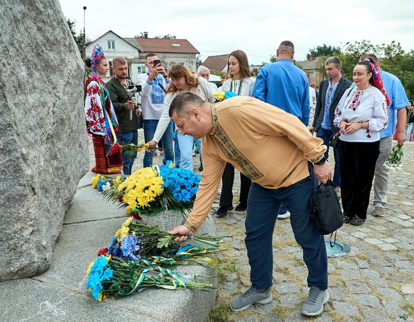 Колектив Уманського національного університету долучився до міської церемонії підняття Державного Прапора з нагоди Дня Незалежності України