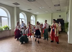 Андріївські вечорниці – народні традиції, національна ідентичність і волонтерство