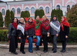 День української хустки – тепло традицій на фото