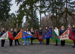 День української хустки – тепло традицій на фото