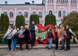 День української хустки – тепло традицій на фото