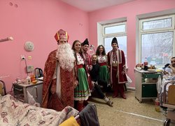 Резиденція Св. Миколая в УНУ: тепло сердець, подарунки та диво для тих, хто особливо чекає свята