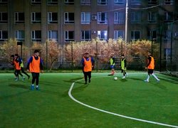 Студенти та викладачі УНУ святкують Всесвітній день футболу на футбольному майданчику