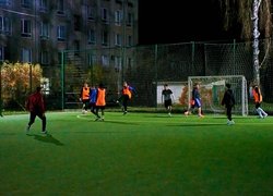 Студенти та викладачі УНУ святкують Всесвітній день футболу на футбольному майданчику