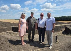 УНУ на відкритті унікального археологічного об’єкту – павільйону трипільських горнів