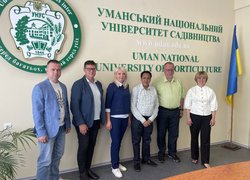 Дводенний візит доктора Хасрата Арджюменда до Уманського національного університету: зміцнення міжнародного партнерства та наукової співпраці