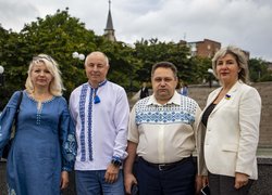 Колектив Уманського національного університету взяв участь у міському віче з нагоди Дня Конституції України