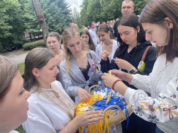 Янголи для янголів: в Уманському НУ вшанували пам’ять загиблих від російської агресії дітей