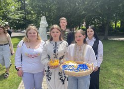 Янголи для янголів: в Уманському НУ вшанували пам’ять загиблих від російської агресії дітей