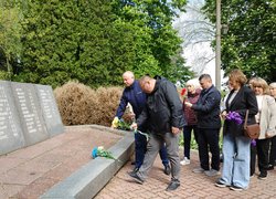 Колектив Уманського національного університету вшанував загиблих у Другій світовій війні 