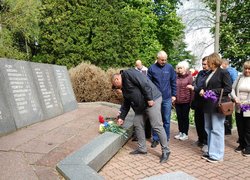 Колектив Уманського національного університету вшанував загиблих у Другій світовій війні 