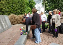 Колектив Уманського національного університету вшанував загиблих у Другій світовій війні 