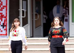 В Уманському національному університеті відзначили День вишиванки
