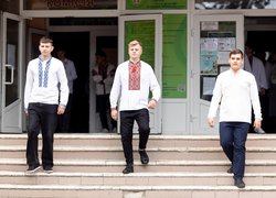В Уманському національному університеті відзначили День вишиванки