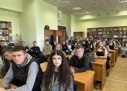 В Уманському НУ відбувся інформаційний лекторій «Пам’ятаємо жертв геноциду кримськотатарського народу»