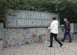 Колектив Уманського національного університету вшанував загиблих у Другій світовій війні 