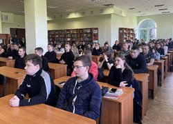 В Уманському НУ відбувся інформаційний лекторій «Пам’ятаємо жертв геноциду кримськотатарського народу»