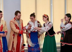 Студенти УНУ провели Андріївські вечорниці