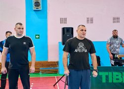 Відбувся Кубок УНУ з класичного жиму