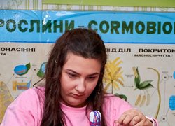 Майстерність, що оберігає: університетська родина створювала ляльку-мотанку