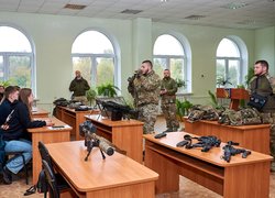 Зустріч студентів Уманського національного університету з представниками штурмової бригади Національної поліції України «Лють»