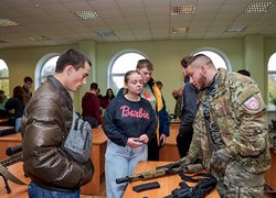 Зустріч студентів Уманського національного університету з представниками штурмової бригади Національної поліції України «Лють»