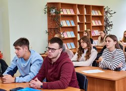 Зустріч студентів Уманського національного університету з представниками штурмової бригади Національної поліції України «Лють»