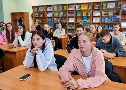 Зустріч студентів Уманського національного університету з представниками штурмової бригади Національної поліції України «Лють»