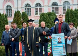 Університет урочисто посвятив першокурсників у студентську родину