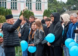 Університет урочисто посвятив першокурсників у студентську родину