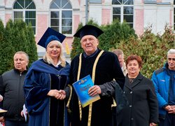 Викладачі УНУ отримали відзнаки до Дня працівника освіти