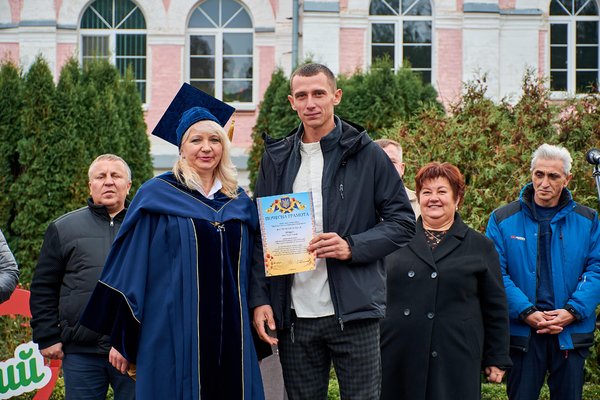 Викладачі УНУ отримали відзнаки до Дня працівника освіти