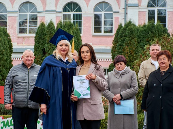 Викладачі УНУ отримали відзнаки до Дня працівника освіти