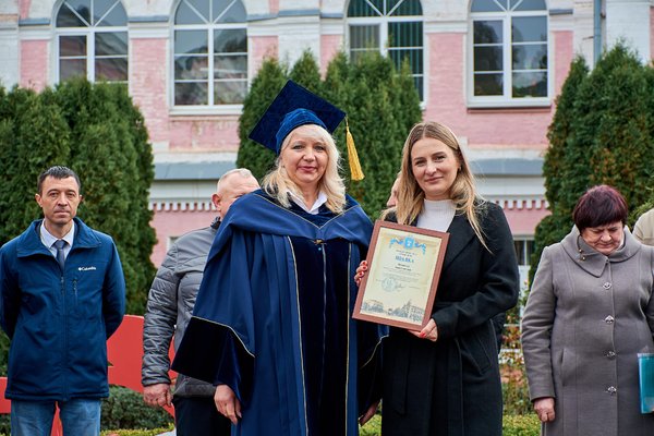 Викладачі УНУ отримали відзнаки до Дня працівника освіти