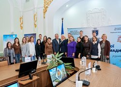 Здобувачі освіти та молоді вчені УНУ долучилися до зустрічі з головою Черкаської ОВА Ігорем Табурцем